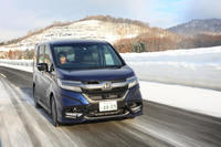第562回：ホンダアクセスのクルマづくりを体感！ステップワゴン モデューロXで雪道を走る