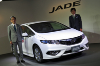 ホンダの新型6シーター車「ジェイド」発売