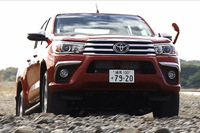 トヨタ・ハイラックスZ