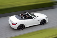 新型「メルセデス・ベンツSLK55 AMG」販売開始の画像