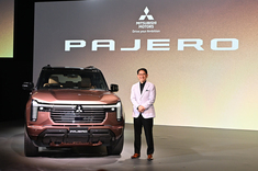 三菱が新型「パジェロ」を発表　岸浦社長「新時代のフラッ…