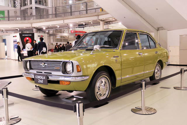 KBT】トヨタ カローラレビン AE91 左 フロント ドアートリム