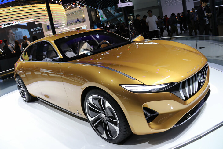 2018年4月の北京ショーで。ピニンファリーナが正道集団のためにデザインした「ハイブリッド・キネティックHK-GT」。