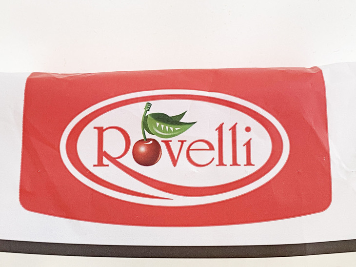 こちらはリミニ県のロヴェッリというメーカーの製品である。価格は2.39ユーロ（約300円）。