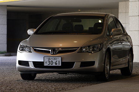 ホンダ・シビック1.8GL（5AT）／シビックハイブリッドMX（CVT）【試乗速報】