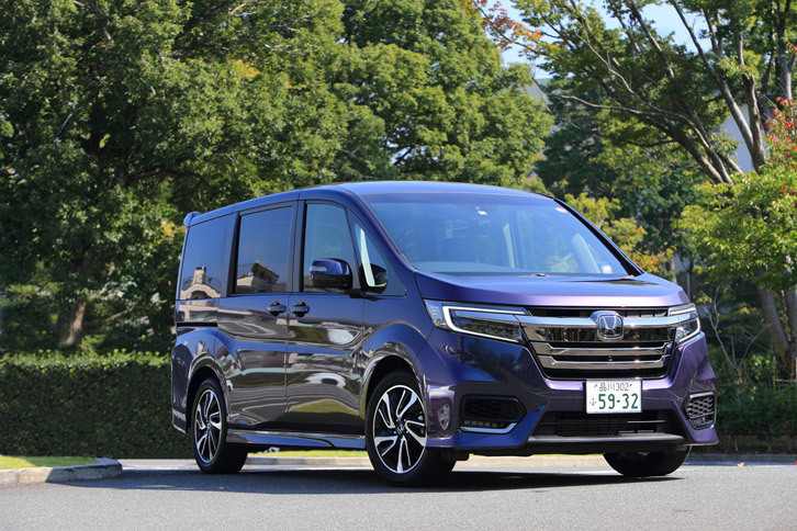 ホンダ・ステップワゴン スパーダ クールスピリットHonda SENSING