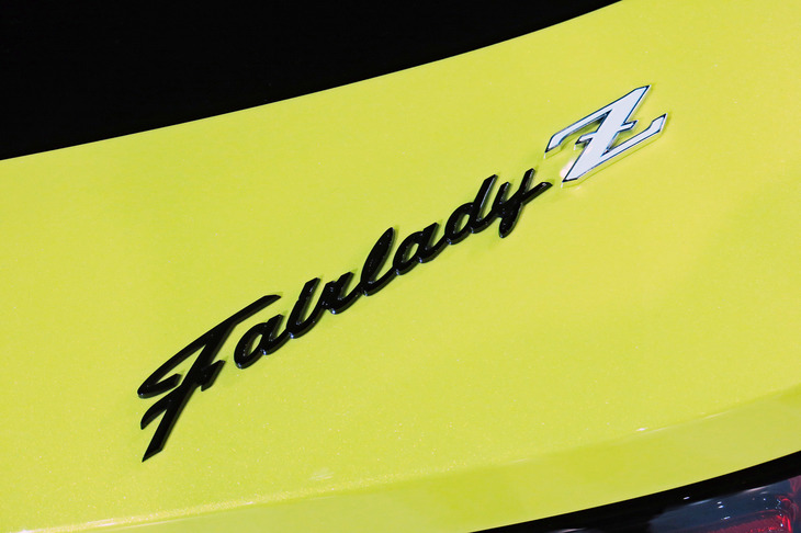 日産フェアレディZ プロトタイプ（エンブレム）