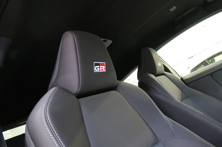 トヨタGRヤリスRZ（フロントシート）