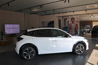 上品な造形は好ましいが、ドイツ系が占拠するプレミアム市場のなかで、どれだけの存在感を示せるか？