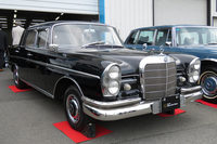 吉田 茂元首相も愛用したという1963年式「メルセデス・ベンツ300SEラング（W112）」。現在はエアサスペンションの修理などで入庫しているという。