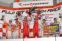 GT-R、今年も開幕戦を制す【SUPER GT 2011】