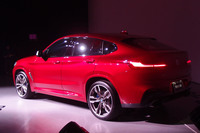 さらにクーペらしくなった新型「BMW X4」発売の画像