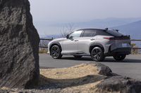 レクサスRZ550e“Fスポーツ”