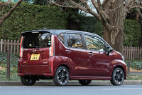 2014年12月に登場した6代目「ダイハツ・ムーヴ」。今回のテスト車「カスタムRS“ハイパーSA”」は、ターボエンジンを搭載した最上級グレード。