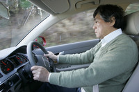 自動車ジャーナリストの笹目二朗氏。