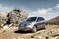 【Movie】デュアリスの兄弟車、ルノー・コレオスが仏で発売の画像