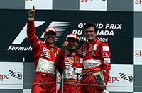 
	ライバルの脱落もあったが、ミハエル・シューマッハーがやすやすと8戦目にして7勝目を記録した。しかし、一度も追い抜きを見せない“作戦勝ち”は、面白みに欠けるものだった。（写真＝フェラーリ）
	 