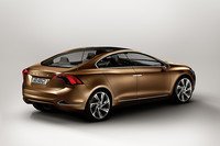 このドアで市販されるか？「ボルボS60コンセプト」を出展【デトロイトショー09】の画像