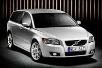 ボルボS40/V50」、2008年モデルはお化粧なおし 【ニュース】 - webCG