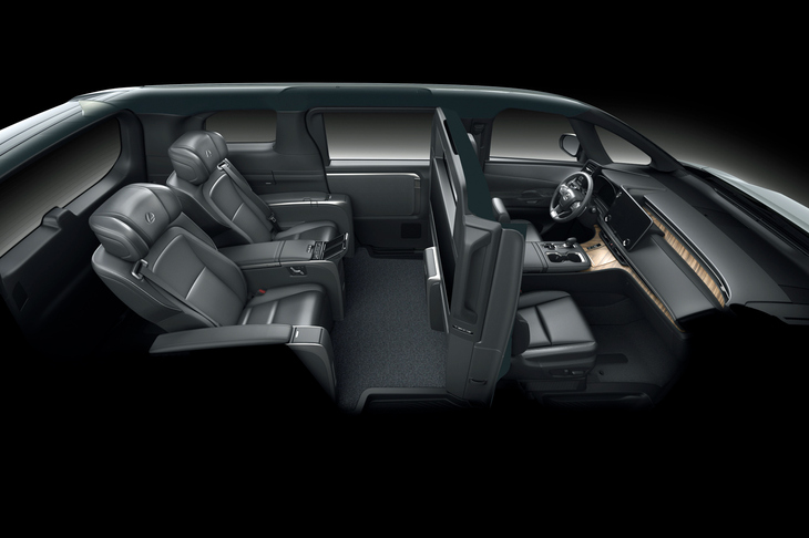 レクサスLM（2列シート4人乗りのシートレイアウト）