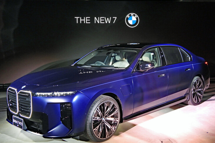 BMW i7 M70 xDrive（エクステリア）