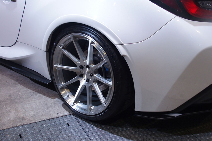 GR86（佐々木雅弘選手プロデュースパーツ装着車）