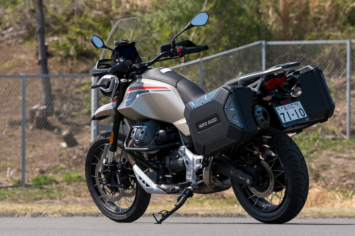 モト・グッツィV85 TTトラベル