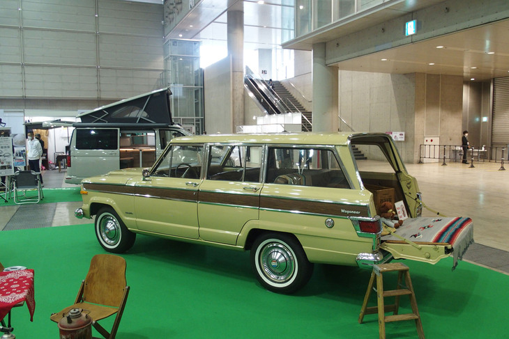ジープ・ワゴニア（1977年）／SUV＆GEARコンセプト展示