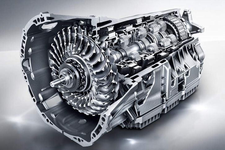 9段オートマチックトランスミッション「9G-TRONIC」のカットモデル。