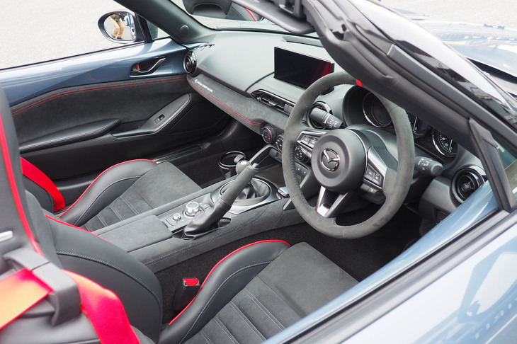マツダ スピリット レーシング・ロードスター（コックピット）