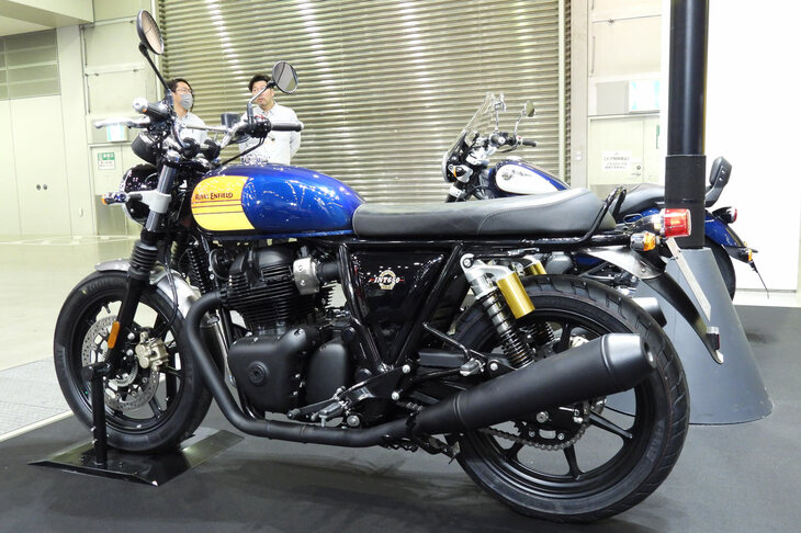 ロイヤルエンフィールドINT650