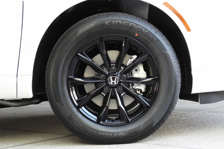 ホンダCR-V e：FCEV（タイヤ＆ホイール）