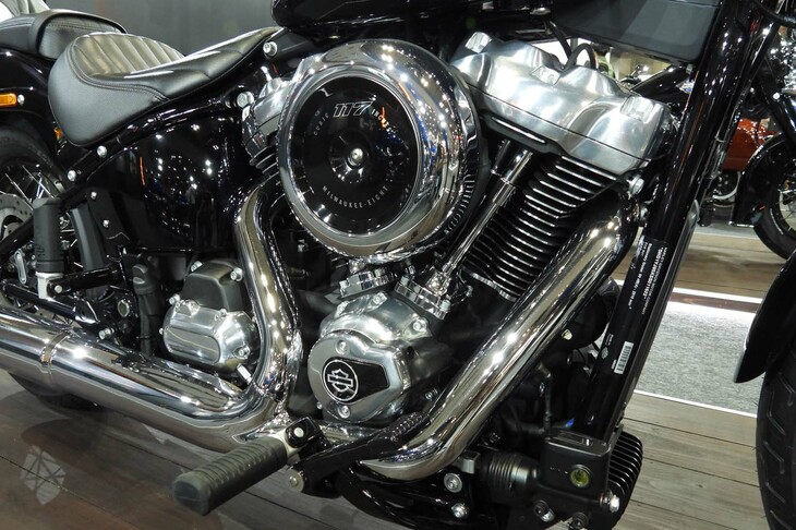 ハーレーダビッドソン・ストリートボブ117