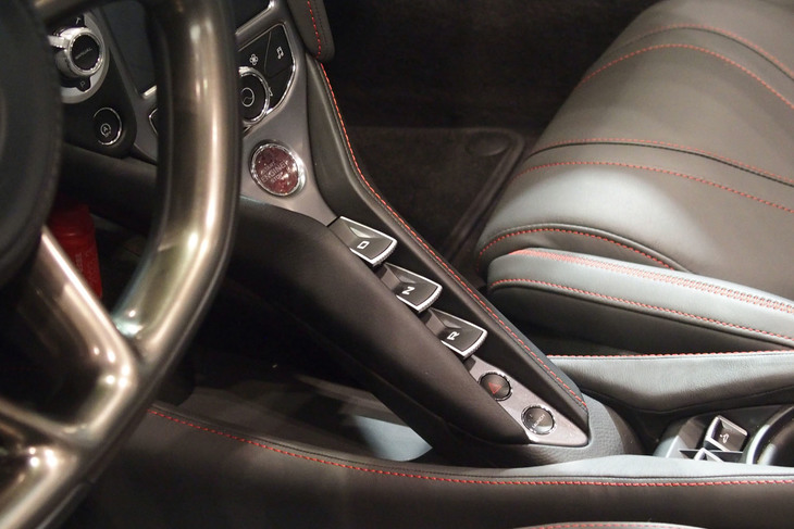 マクラーレン720Sスパイダー