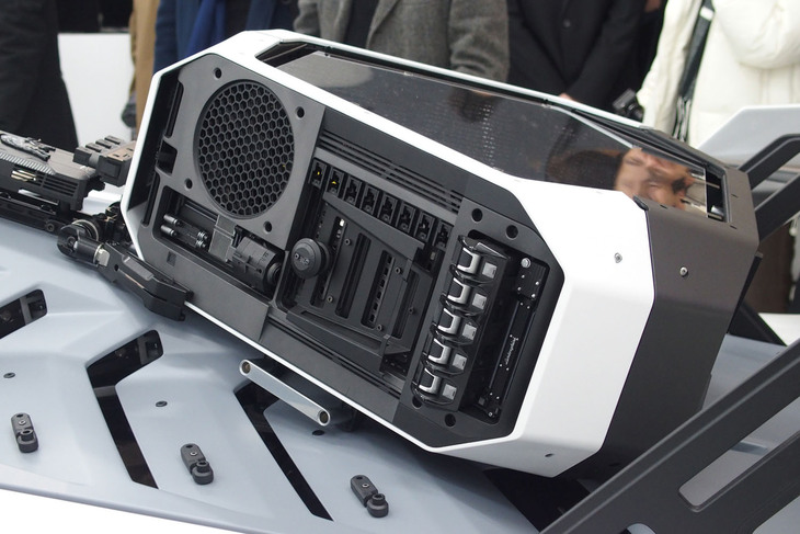 ウラカンSTOタイムチェイサー_111100（エンジンフード）