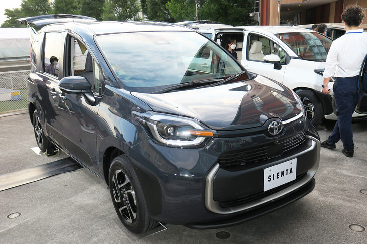 トヨタ・シエンタ ハイブリッドZ 7人乗り（エクステリア）