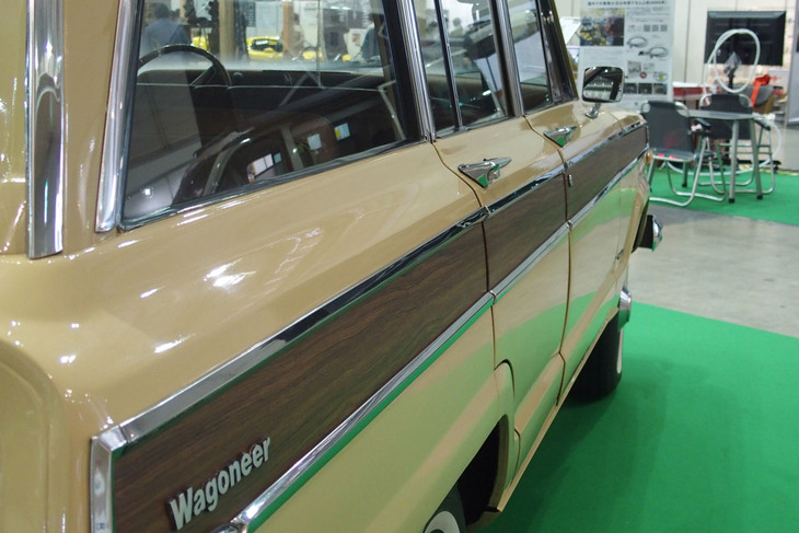 ジープ・ワゴニア（1977年）／SUV＆GEARコンセプト展示
