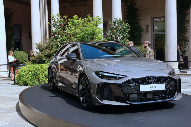 アウディRS 5アバント