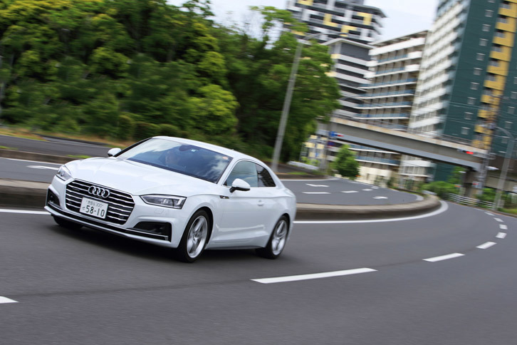 「A4」と「A5クーペ」はグレードやオプションの有無によって全長、全高が変化する。本文で紹介されているボディーサイズの差は、「S lineパッケージ」を装着した2リッター・4WD同士を比較した数字である。