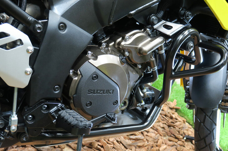 スズキVストローム1050DE