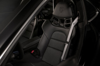 「ポルシェ911」の60周年記念限定車「911 S/T」が登場　「GT3」ベースの超軽量モデルの画像