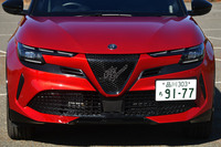 アルファ・ロメオ・ジュニア イブリダ プレミアム（FF/6AT）の画像