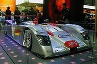 東京モーターショー：アウディ、ベントレー