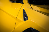 Aピラーの付け根部分ではさまざまなキャラクターラインが交差し、Y字を形成している。