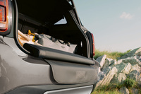 「MINIクロスオーバー」の限定車が登場　テーマは英国スコットランドのハイランド地方の画像