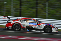 レクサス勢としては最上位の2位でフィニッシュした、No.39 DENSO KOBELCO SARD RC F（ヘイキ・コバライネン／平手晃平）。
