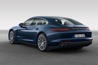 ポルシェ、新型「パナメーラ」を世界初公開の画像