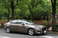 今回のテーマは「ジャガーXF」の先進装備について。長期リポート中、webCG編集部内で最もXFにお世話になっている編集部員ほったが語らせていただきます。