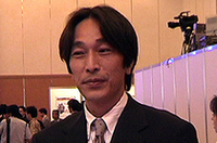 
	デザイン部第1デザイン室の山本叔弘主担当員
	 