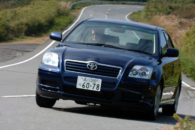 【スペック】全長×全幅×全高＝4630×1760×1480mm／ホイールベース＝2700mm／車重＝1380kg／駆動方式＝FF／2リッター直4DOHC16バルブ（155ps／6000rpm、19.6kgm／4000rpm）／車両本体価格＝220.0万円（テスト車＝246.5万円）